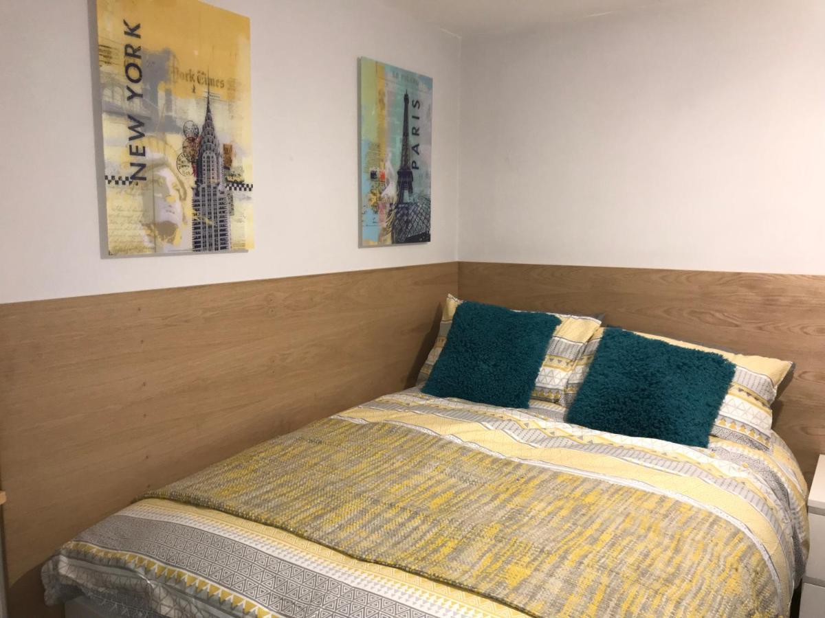 노팅엄 228 Cinderhill Road 아파트 외부 사진